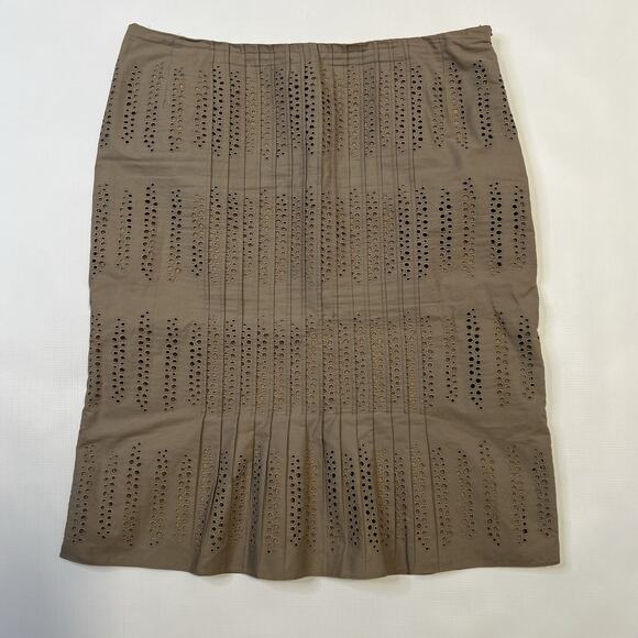 AKRIS Punto Mocha Brown Eyelet Pin Tuck Pleat Silk Lined Skirt US 10 Designer - Picture 1 of 9